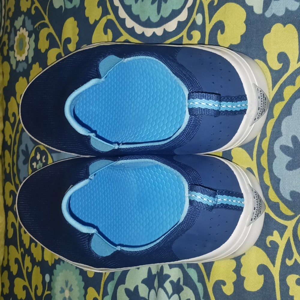 PFG Water Shoes - Picture 2 of 9